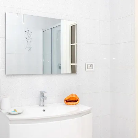 Minoa25 *